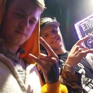 Meet your Posher, Jonathan